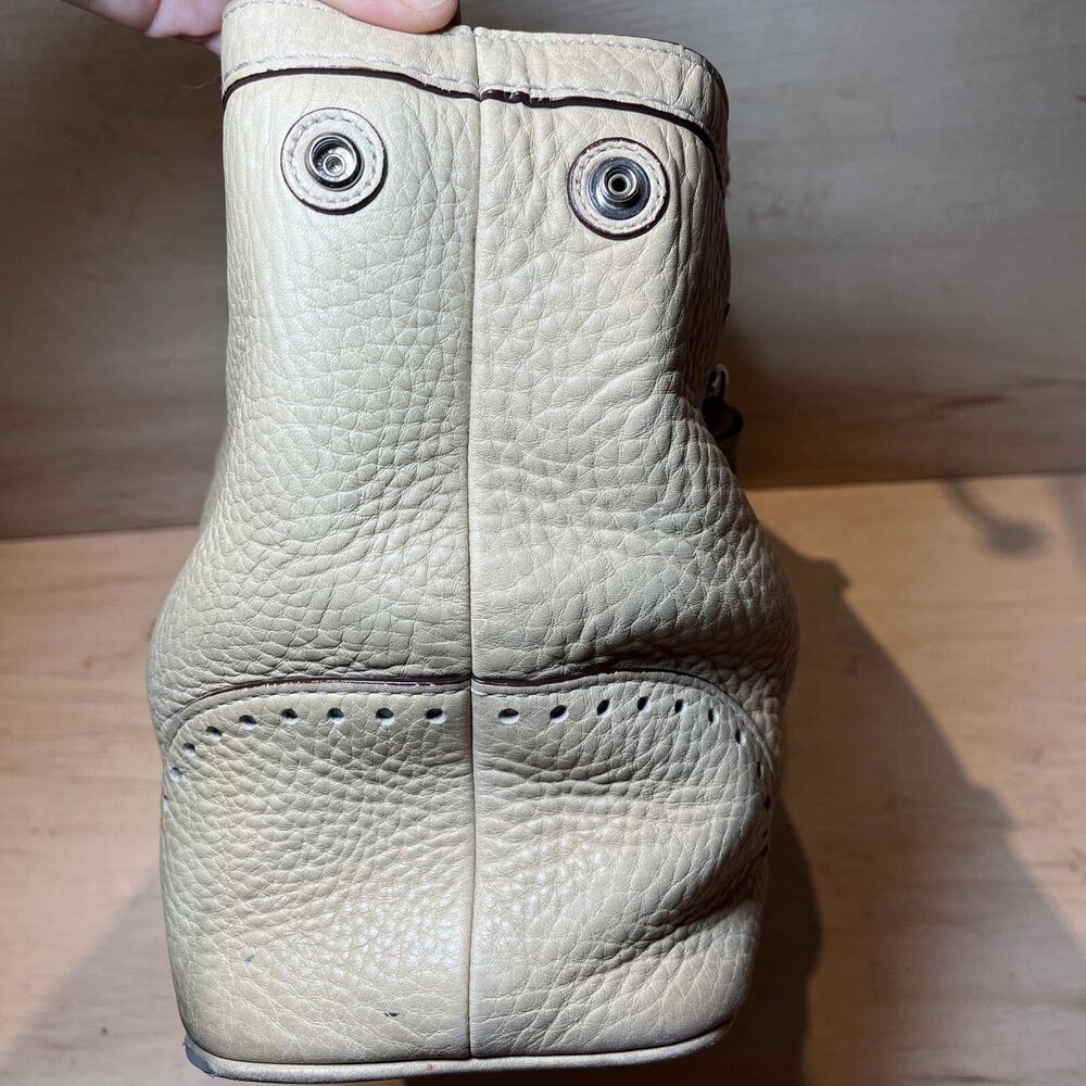Coach Purse - Picture 9 of 16